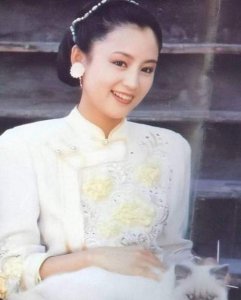 陈红年轻时的图片大全(年轻时的陈红到底有多美？)