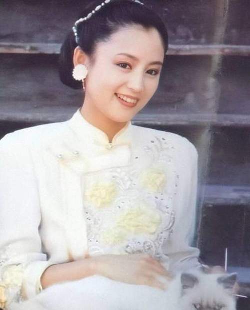 陈红年轻时图片大全