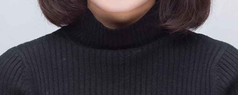 身份证不能穿什么颜色的衣服穿紫色的背心行不行（身份证不能穿什么颜色的衣服拍照）