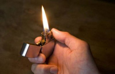 ​打火机里面是什么液体（打火机液体是啥）