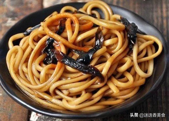 干拌面的做法最正宗的做法（蒜香十足超美味的干拌面）(2)