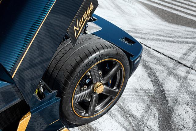科尼赛克agera-rs（科尼赛克AgeraRSNaraya金箔定制版）(5)