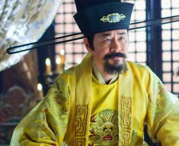 ​唐朝李后主和赵匡胤（第一个跳出来反对赵匡胤的节度使）
