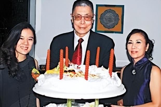 81岁钢琴大师刘诗昆再当爹（钢琴家刘诗昆78岁娶女徒弟）(31)