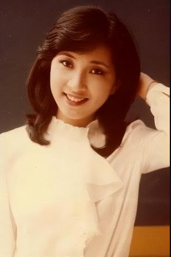 女明星私生子父亲是谁不知道（打死也不说孩子父亲是谁）(24)