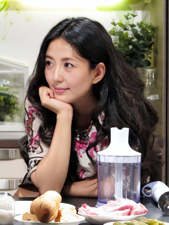 女明星私生子父亲是谁不知道（打死也不说孩子父亲是谁）(12)