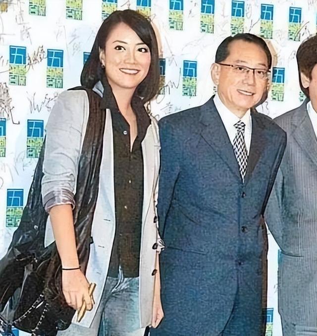 女明星私生子父亲是谁不知道（打死也不说孩子父亲是谁）(22)