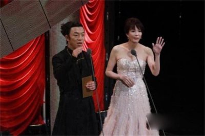 ​郑裕玲怼黄渤事变 高情商显得尤为要害