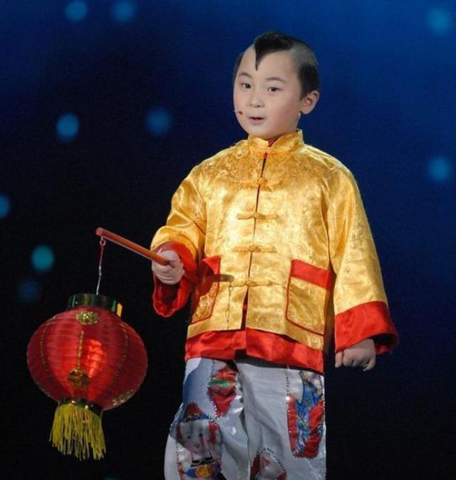 林妙可对童星的评价（7位童星的今昔对比）(2)