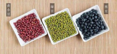 ​三豆汤是哪三豆，绿豆、乌豆、赤小豆（清热解暑的良方）