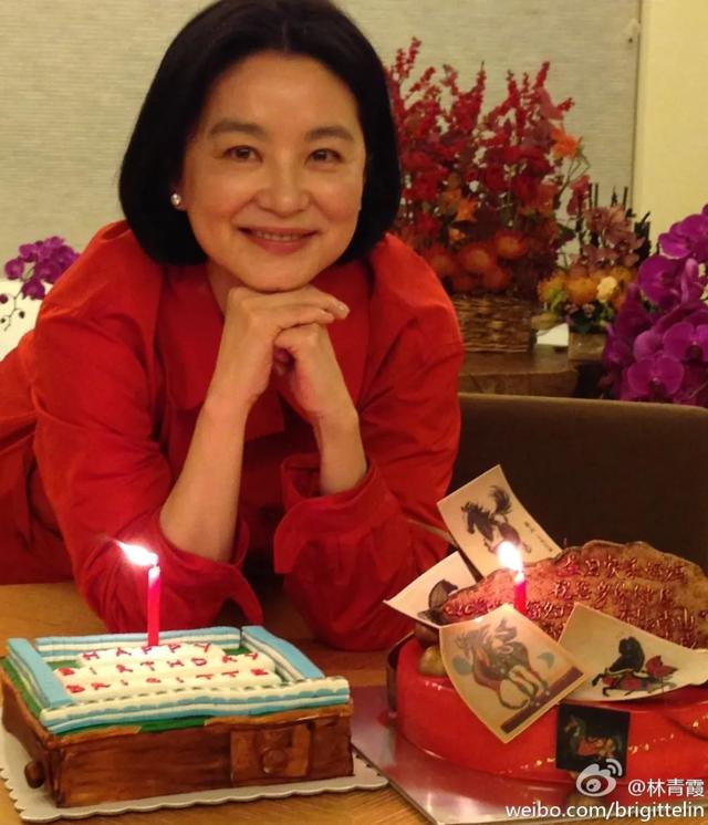 68岁林青霞近照曝光 林青霞67岁庆生照惊艳众人(27)