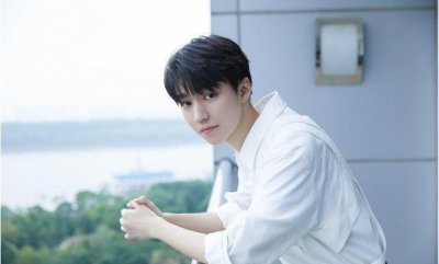 ​时期峰峻旗下伶人名单一切成员，TFBOYS最驰名_惟有二个女生