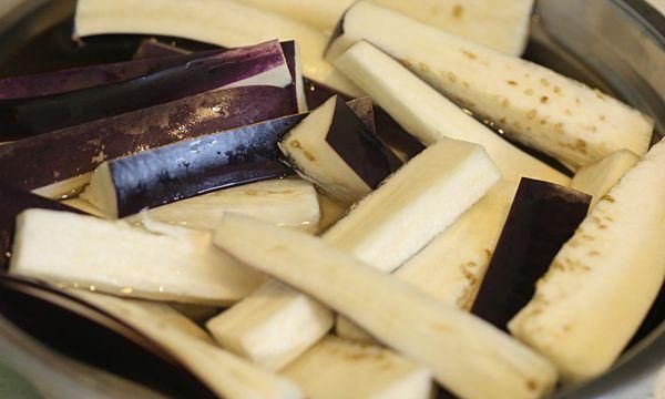 茄子为什么要用水泡多长时间