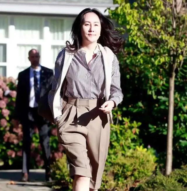 孟晚舟的婚姻家庭情况（孟晚舟2段婚姻4个孩子）(1)