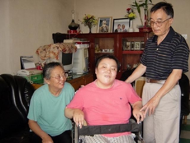 北大博士坠亡（北大姐姐坠崖身亡）(19)