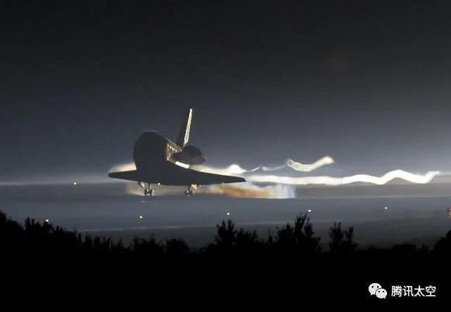 spacex初代龙式飞船（SpaceX的龙飞船和它身上的黑科技）(17)