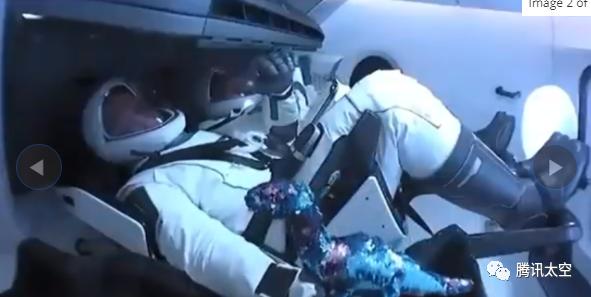 spacex初代龙式飞船（SpaceX的龙飞船和它身上的黑科技）(2)
