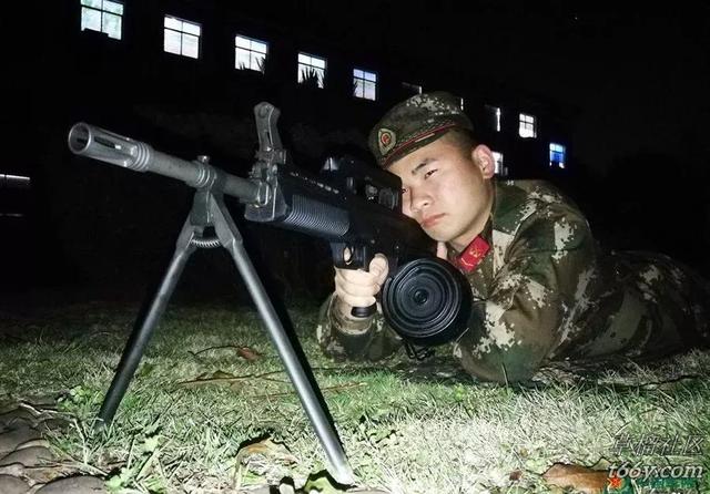 81-1式步枪全面解析（不配做步兵核心火力）(17)