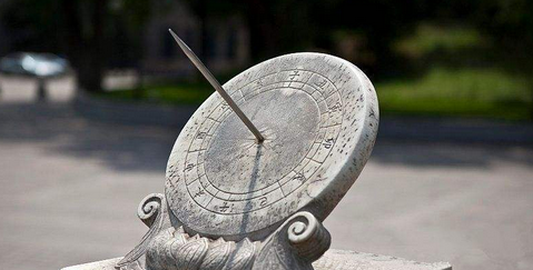 一个时辰是几个小时,一个时辰等于几小时图4