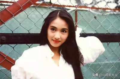 ​49岁黎姿和富太甘比同框（父亲聋哑弟弟瘫痪）