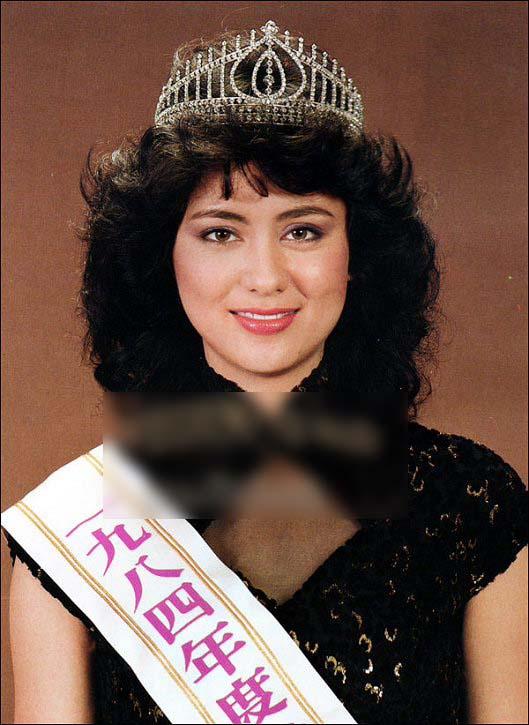 姜文与二婚老婆（揭秘众明星原配）(18)
