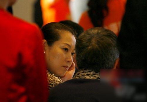 姜文与二婚老婆（揭秘众明星原配）(12)