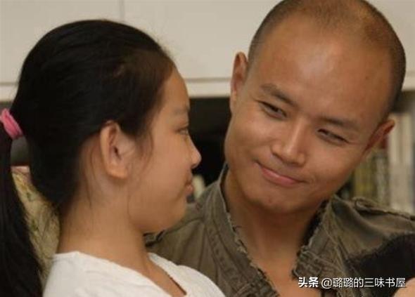 演讲完乐嘉当场哭了（从天才演说家沦落到）(19)