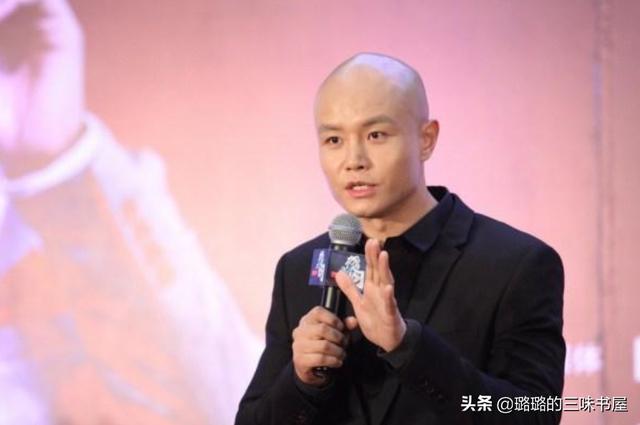 演讲完乐嘉当场哭了（从天才演说家沦落到）(4)