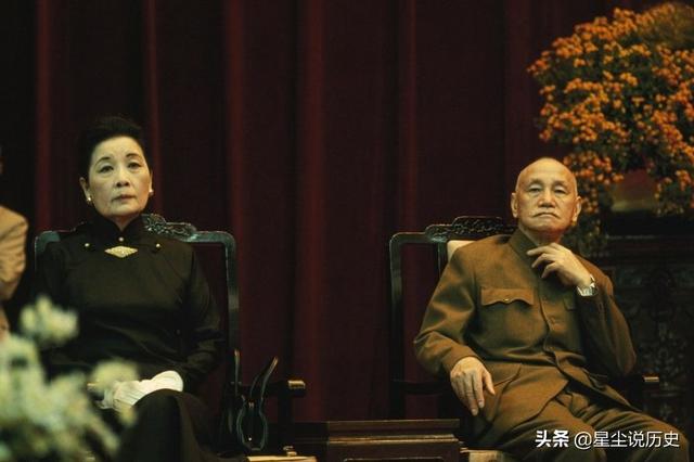 到底该如何评价蒋介石（伟人曾这样评价蒋介石）(4)