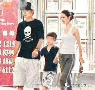 洪欣的婚恋观（同样二婚嫁小十岁头婚老公）(12)