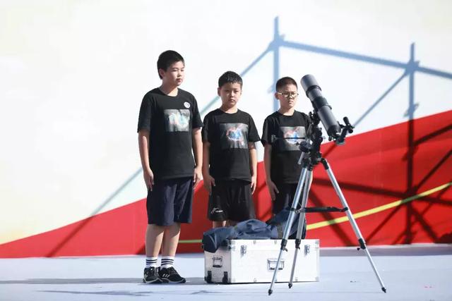中关村第二小学昌平学校官网（中关村二小5校区968名新生共迎新学期）(23)