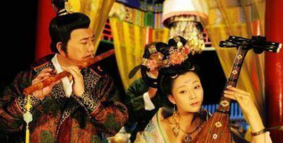 ​安禄山和杨贵妃是什么关系 两人之间有没有私情