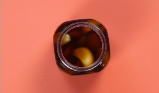 腊八蒜怎么腌不绿,腊八蒜为什么不绿什么原因图5