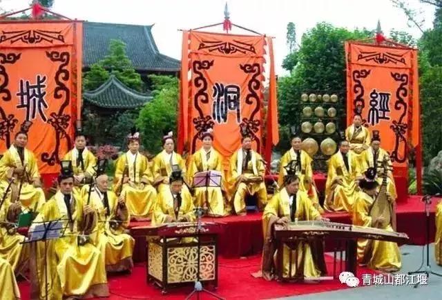 青城山与青城后山的区别（凭什么说青城山道行天下）(20)