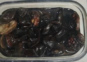 烤麸用冷水还是热水泡,豆烤麸下火锅要泡发吗图2