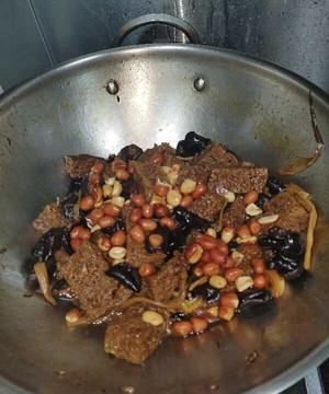 烤麸用冷水还是热水泡,豆烤麸下火锅要泡发吗图6