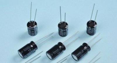 ​电容起什么作用，电容在电路中起到什么作用？