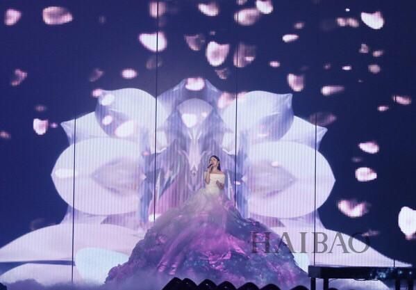 杨钰莹年龄和个人资料，董文华和杨钰莹的年龄？图4