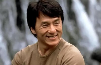 ​成龙真名到底叫什么（成龙是艺名他姓房不姓成）