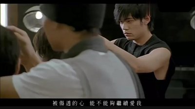 ​歌曲枫表达了什么情感（周杰伦周董的枫讲述的感情故事）