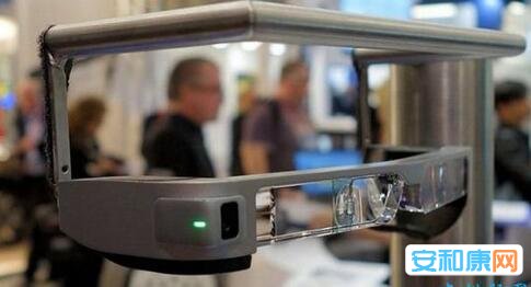 世界6大VR眼镜排名 最佳的是哪一款：Epson Moverio BT-300