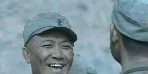 八路军主力团长军衔,李云龙军长为什么是少将图1