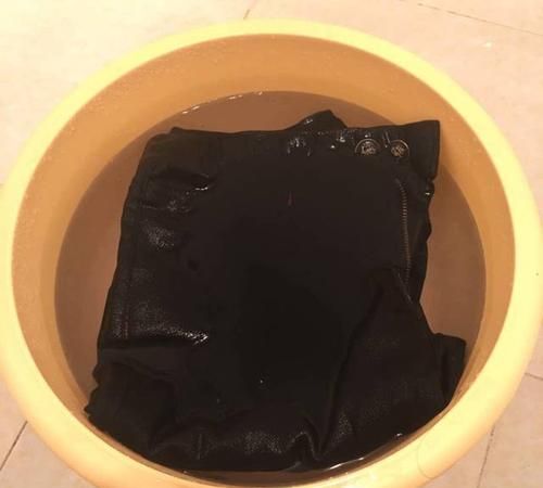 穿会掉色的衣服对皮肤有害吗