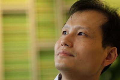 ​方船员是怎样臭的 敢把世界群众当笨蛋他后盾是谁