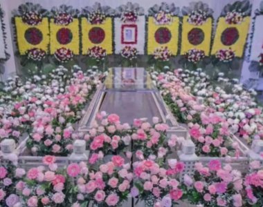 ​夫君在殡仪馆内娶亡妻振动世界 1年后女方母亲语出惊人！