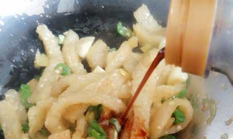 牛皮怎么炒好吃视频,牛皮怎么炒好吃家常做法图11