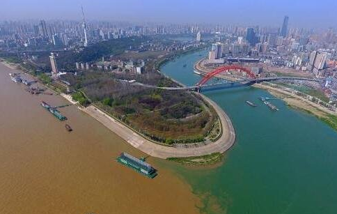 泾渭分明是发生在哪里的奇特景观,泾河与渭河泾渭分明是发生在哪里的奇特景观 上学吧图8