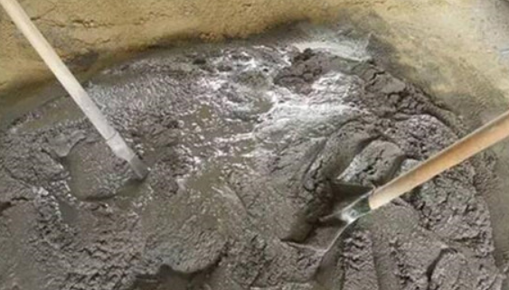 425水泥凝固后多久不怕霜冻,水泥在零下多少度凝固不好图1
