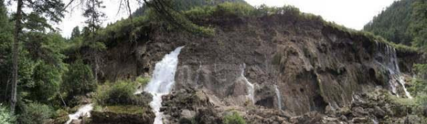 中国最宽的瀑布在哪里,中国最美的瀑布有哪些图10