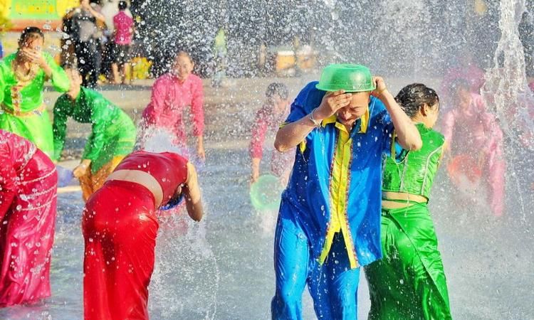 泼水节的由来简介50字